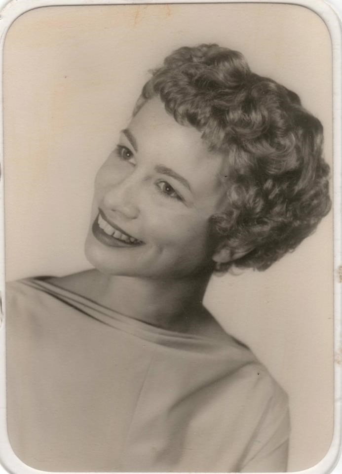 Obituary of Kay Lynn Savario-Hall