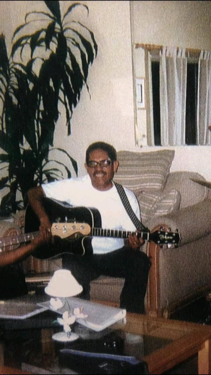 Obituary of Roberto Santos Medina