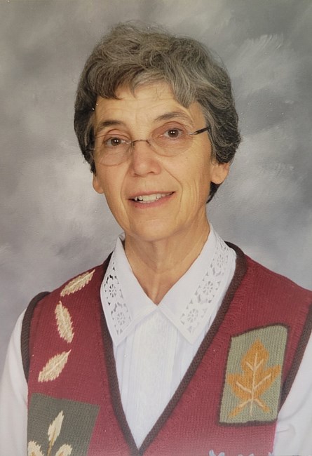 Obituary of Mary Eileen Gomes