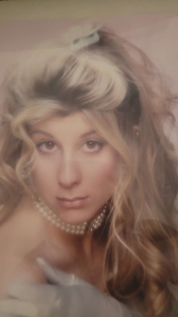 Obituary of Demitra Kartsonas