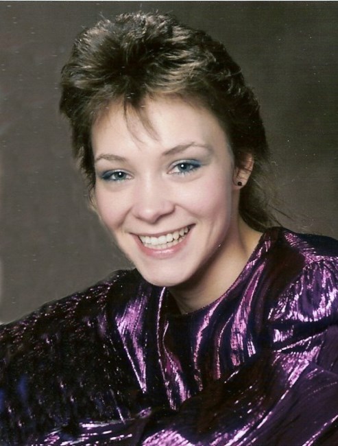 Obituary of Lisa Lee Gavin