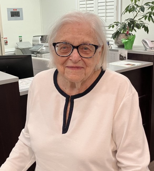Obituary of Gladys Greene Newsom