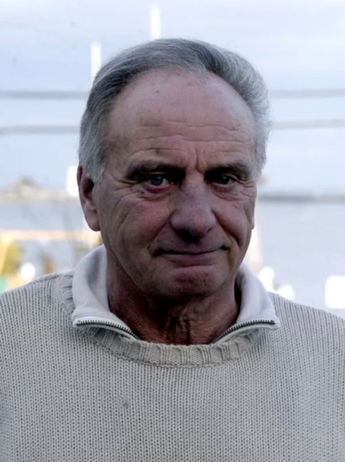 Obituary of Peter Scott