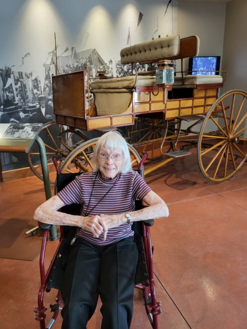 Obituary of Lois Caroline Weikart