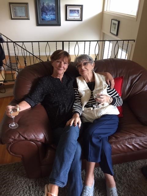 Obituario de Shirley "Joanne" Hall