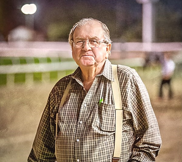 Obituario de James "Sweet" Errol Hodges