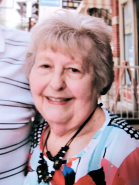 Obituary of Marilyn Alice (LaBarre) Gilbert