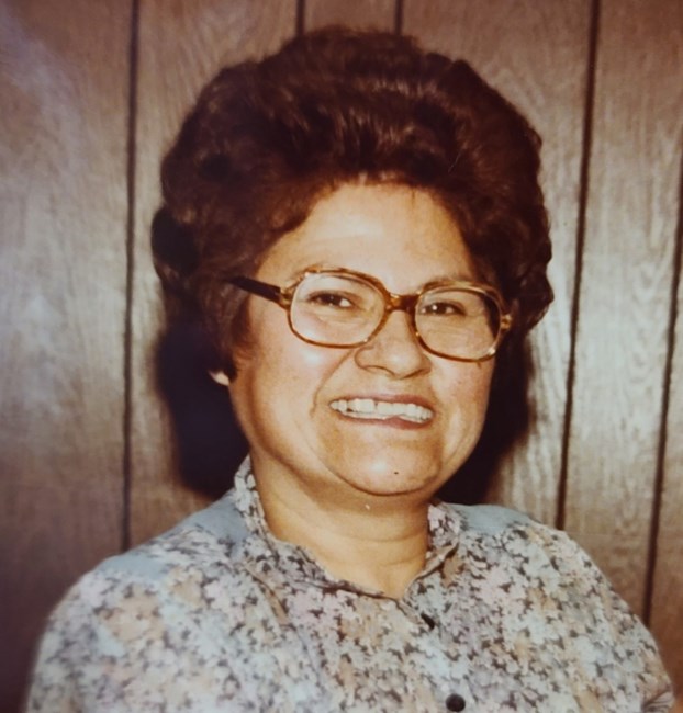 Obituario de Elva Alvarado