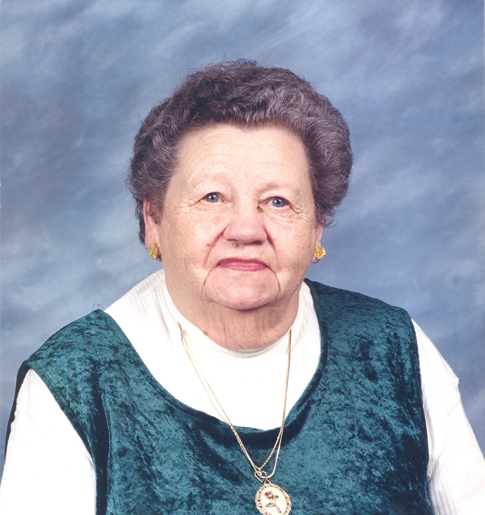 Obituary of Hilda Campbell Lloyd