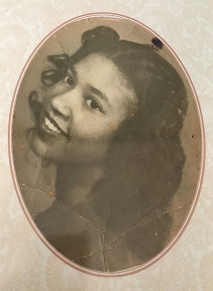 Obituary of Louise Watts