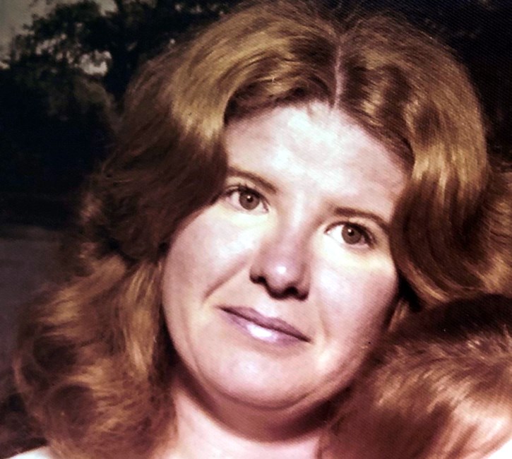 Obituary of Linda Champagne Zeher  Holm