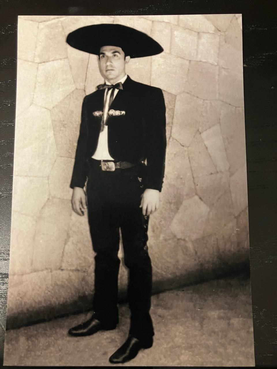 Obituary of Rogelio Martinez