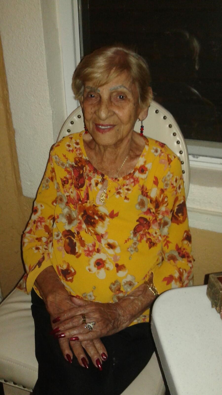 Obituary of Ana Maria Nieves Maldonado
