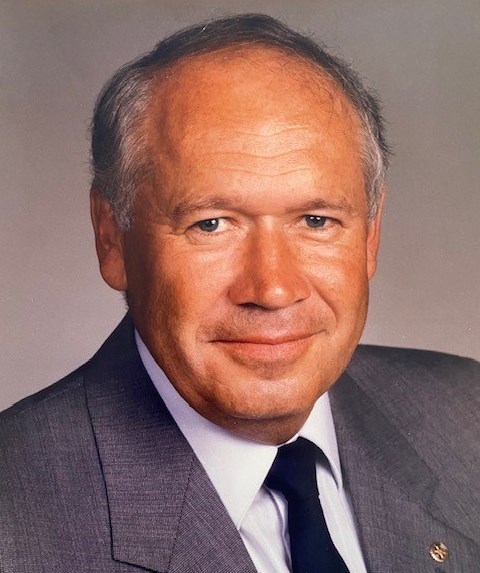 Obituary of Donald Stuart Thomson