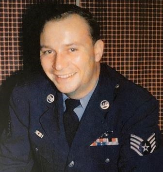 Obituary of Lyle Franklin Petersen