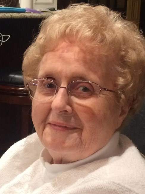 Obituario de Elaine Margaret Stephenson