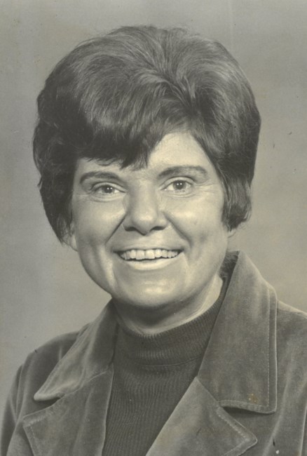 Obituary of Phyllis L. Hine