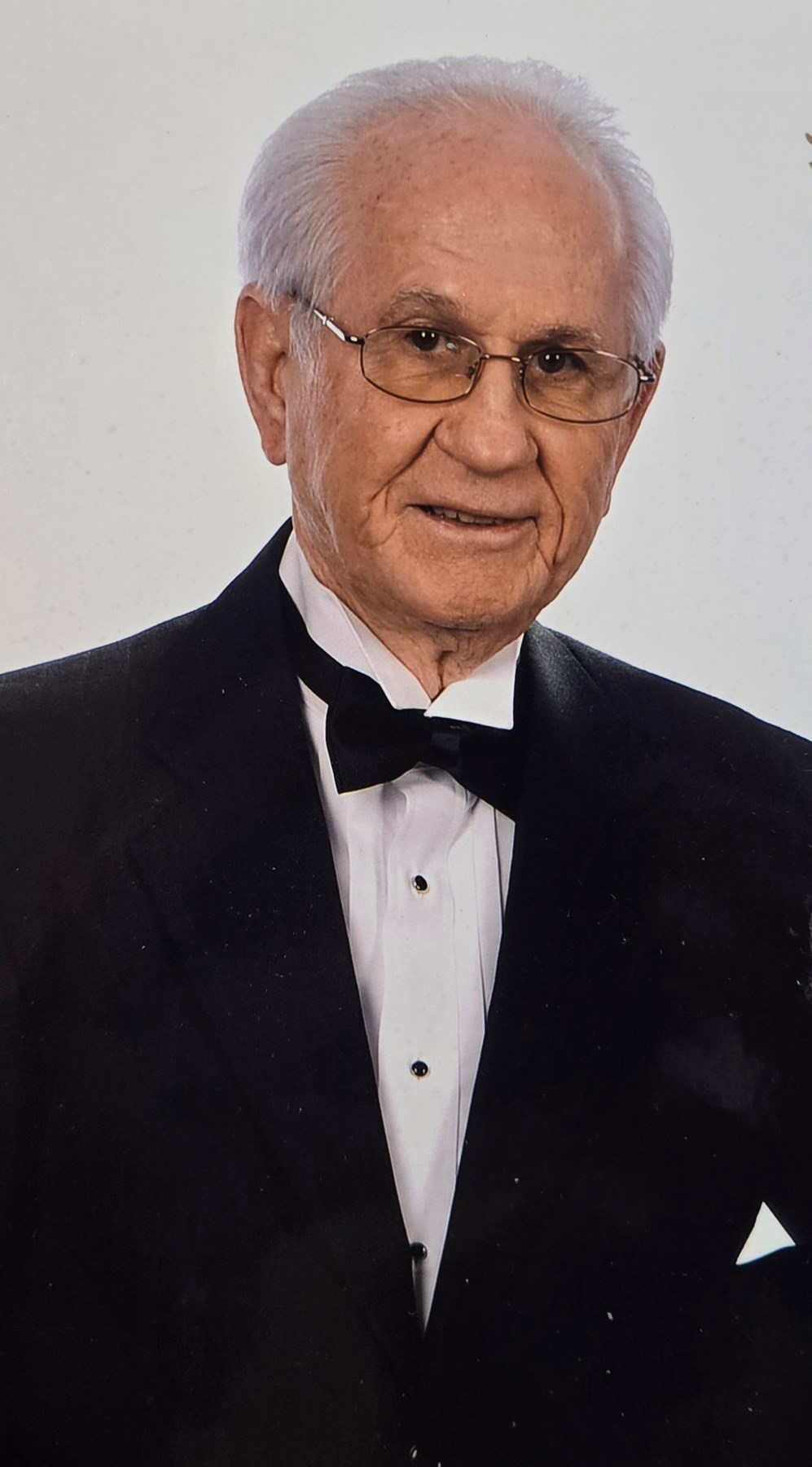 Avis de décès de Rev. E.L. Redding