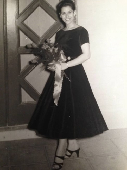 Obituario de Carolina Gutierrez Pierce