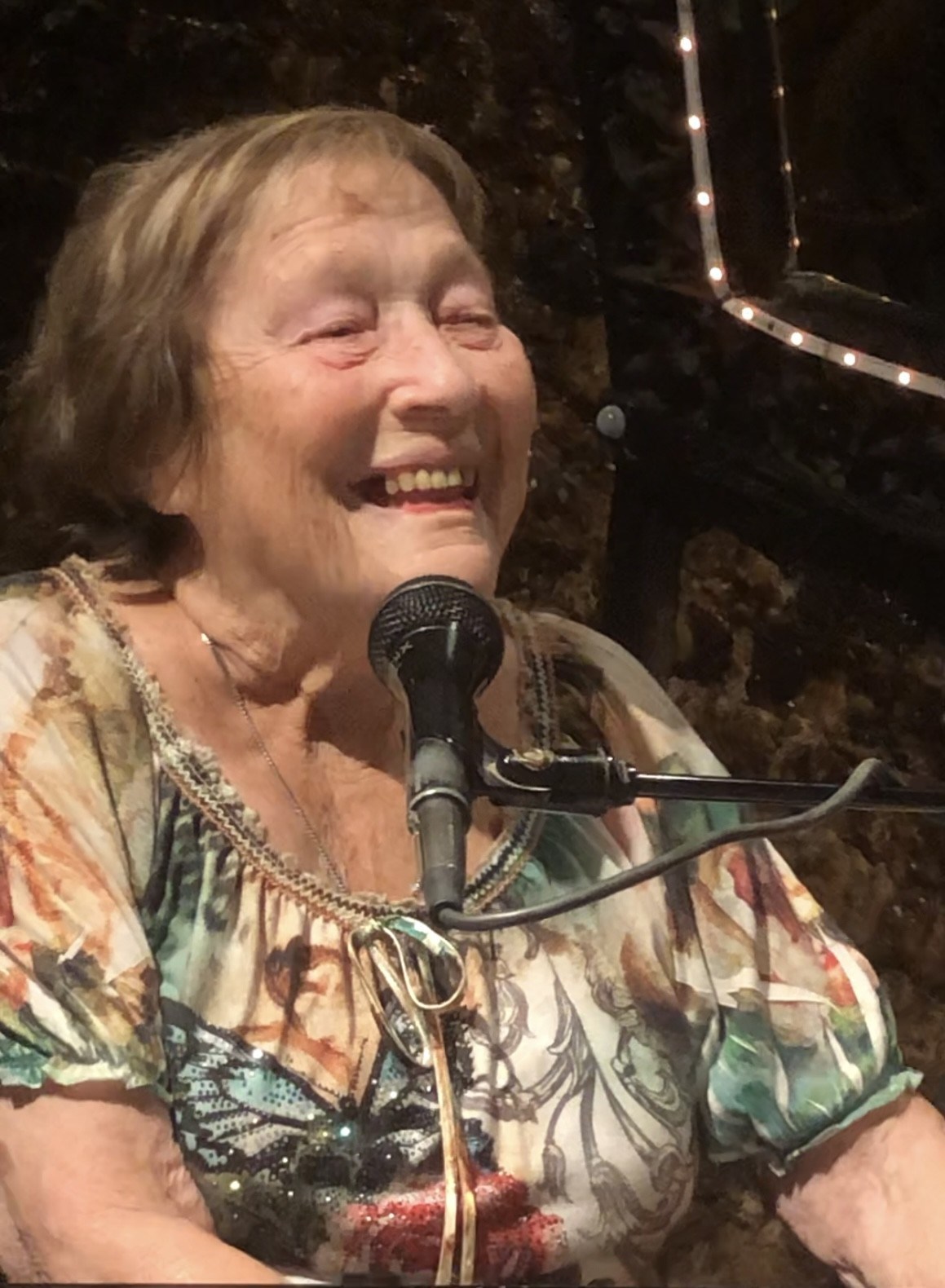 Obituary of Miriam "Scubie" Jeanine Hoyt