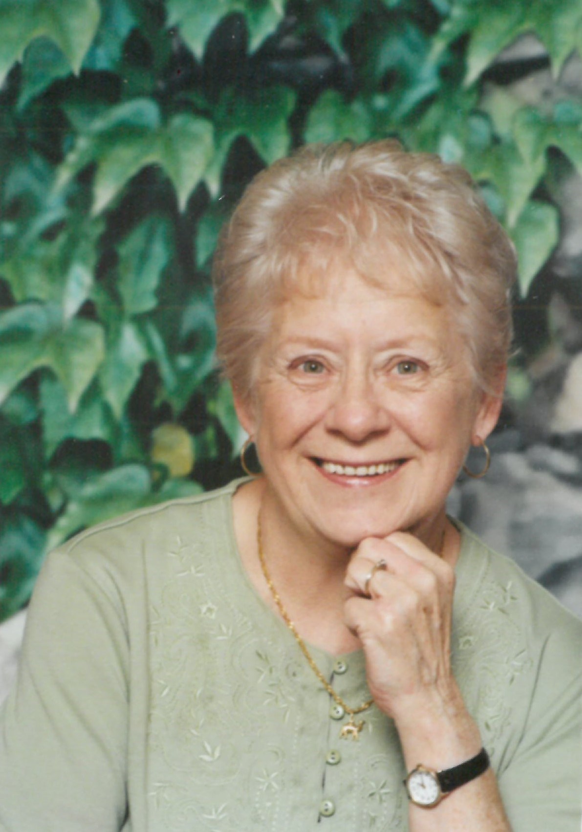 Obituario de Verna Florence Mellor