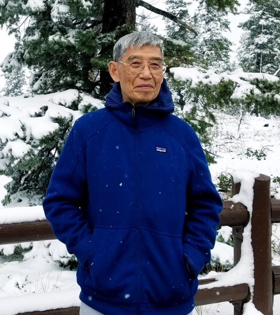 Obituary of Professor Xinnong Yi