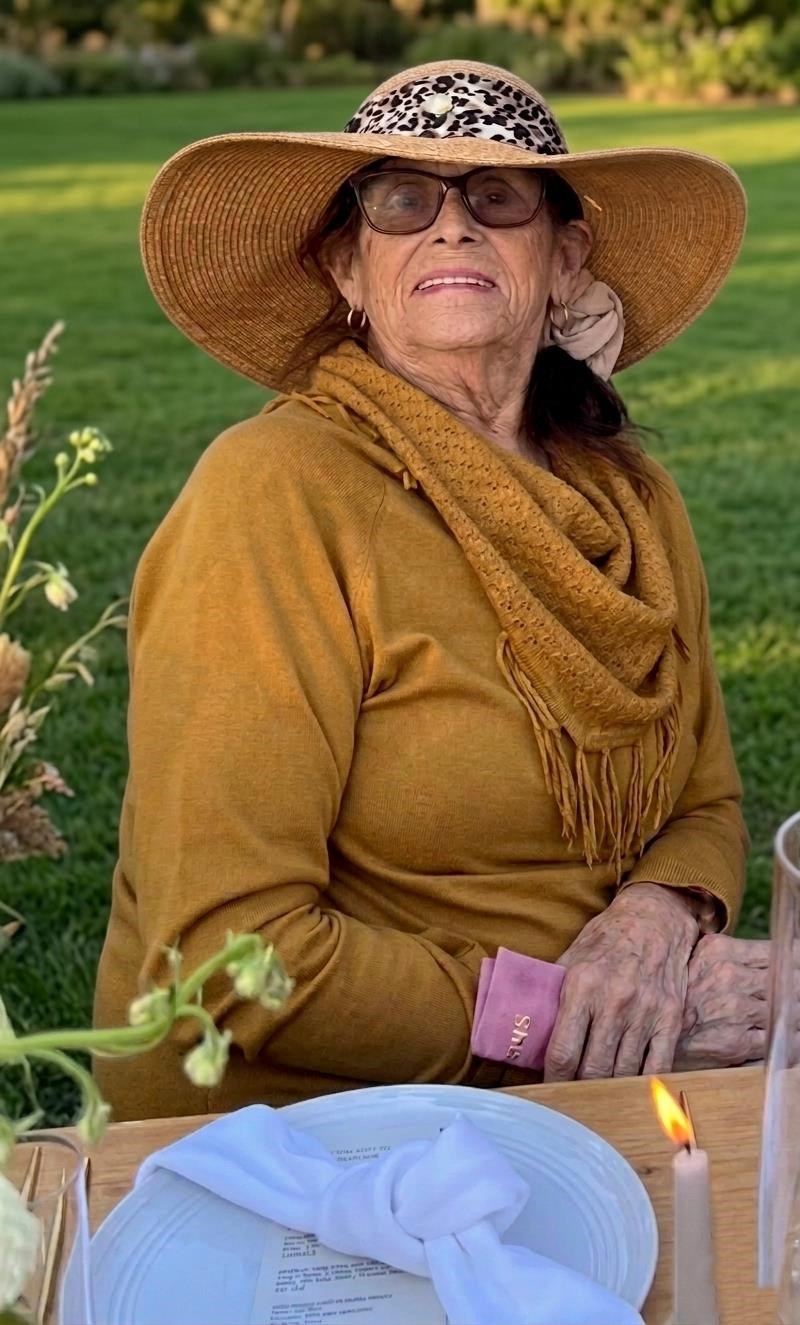 Obituary of Leslie Anne Oberholzer