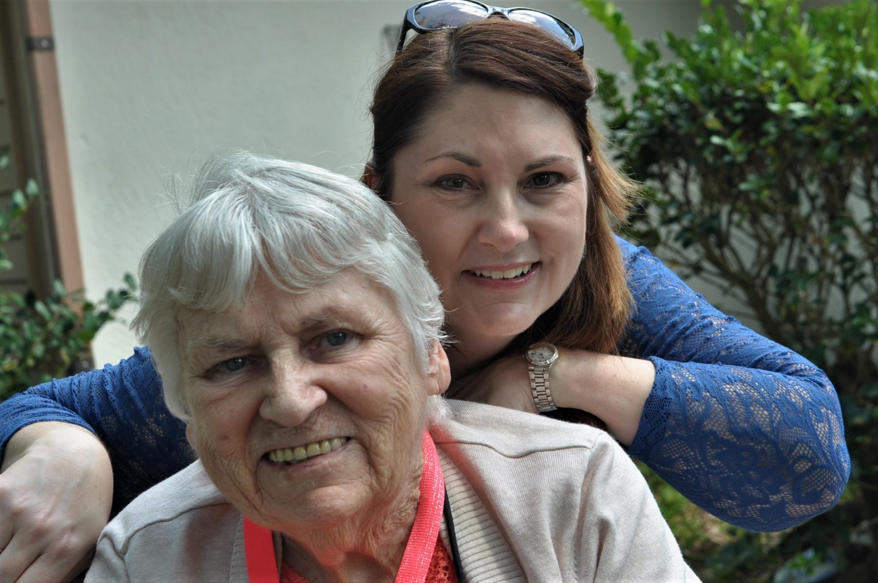 Obituario de Sharon C. Hollywood