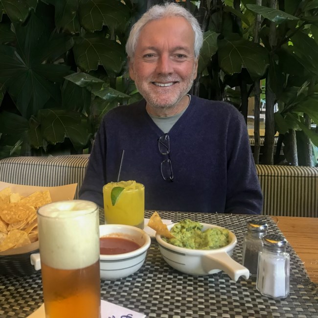 Obituary of Daniel Vicente Gomez