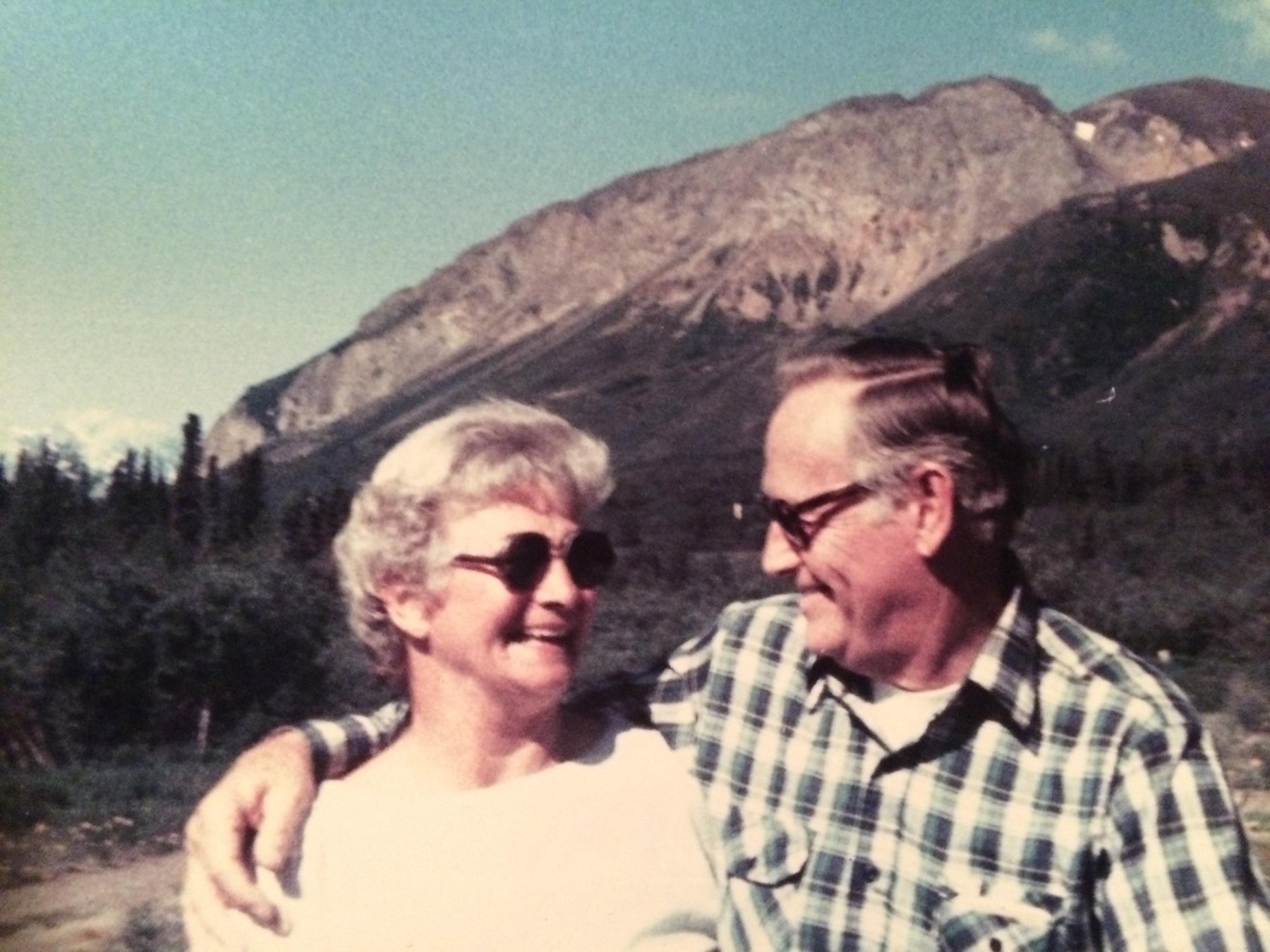 Obituary of Robert W. Barr