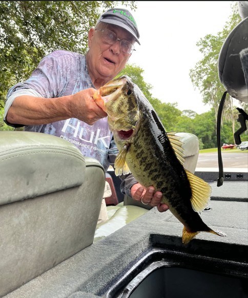 Obituary of Harlow James Capes Sr