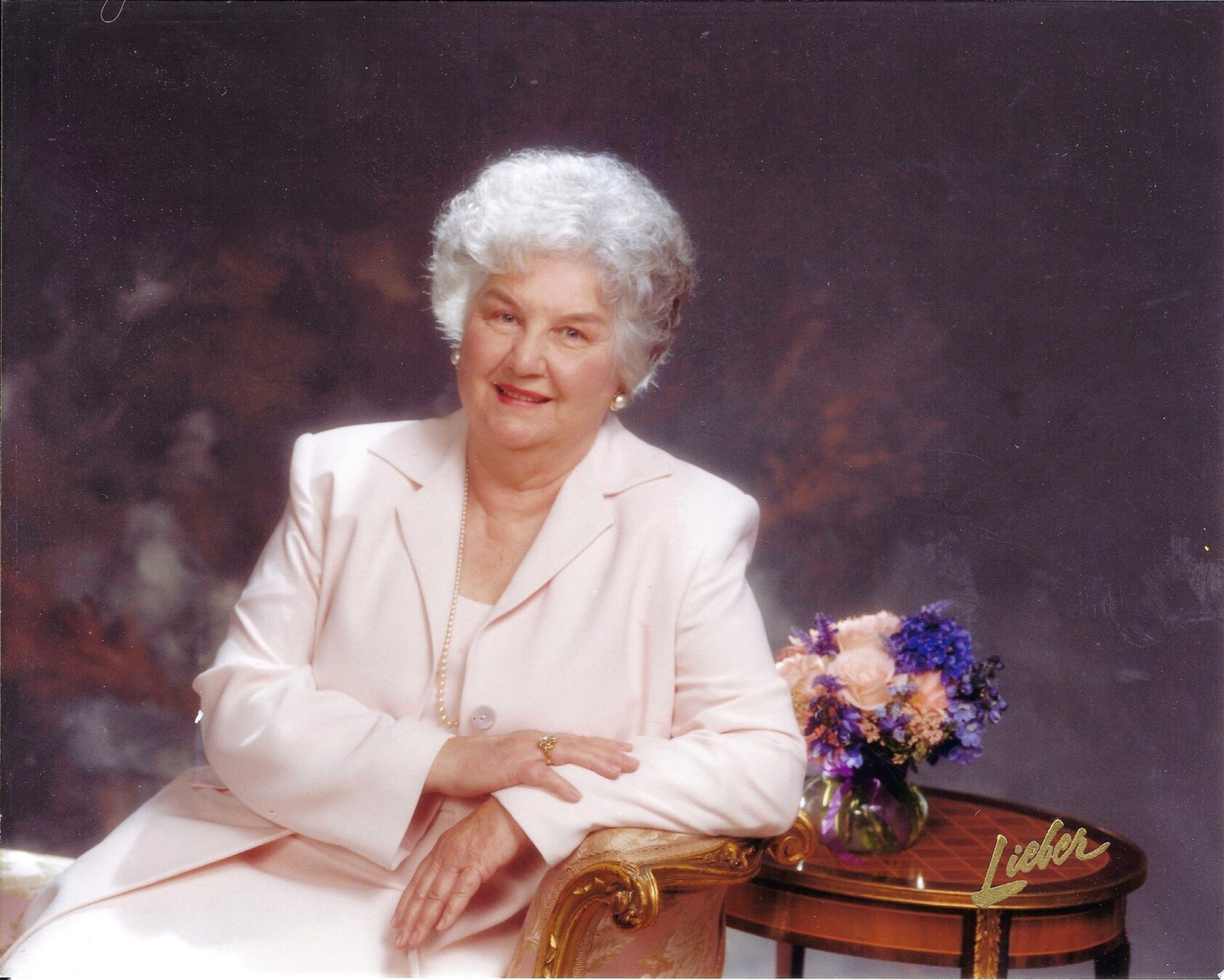 Obituary of Virginia Louise Wells