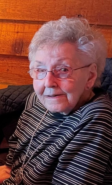 Obituary of Evelyn M. Nadeau