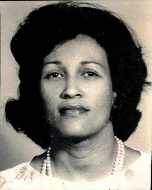 Obituary of Yolande Lanoue