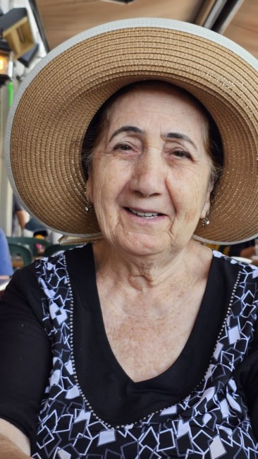 Obituario de Avsak Isakova