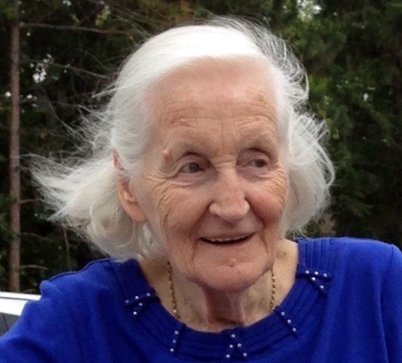 Obituary of Dorothy Beryl Lamont