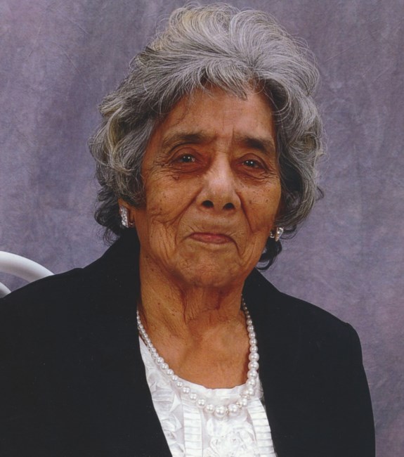 Obituary of Maria Virginia Ortega Villanueva Salinas