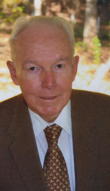Obituario de Dr. Thomas Edgar Sikes Jr.