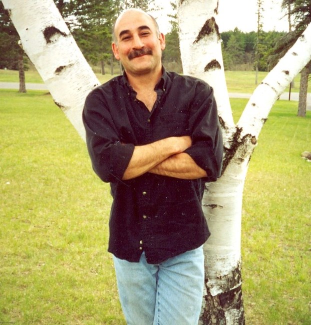 Avis de décès de Matthew "Mario" Harold Young