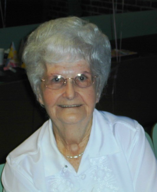 Obituario de Mrs. Dahlia Strahan Lewis