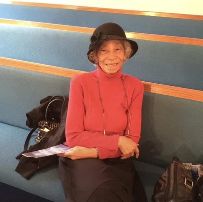 Obituary of Lynneth Elaine Warlock