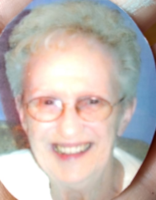 Obituary of Helena R. "Ruthie" (Hamill) Sutherland