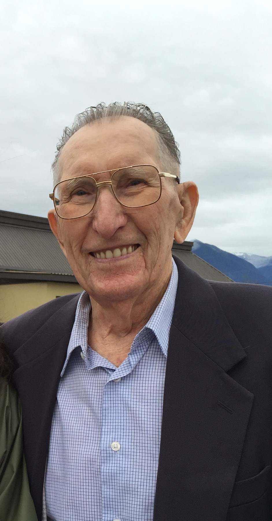 Obituary of Walter Oscar Senft