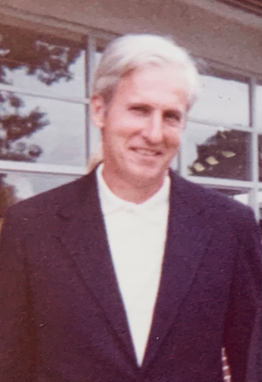 Obituary of Warner Hodges, Jr.