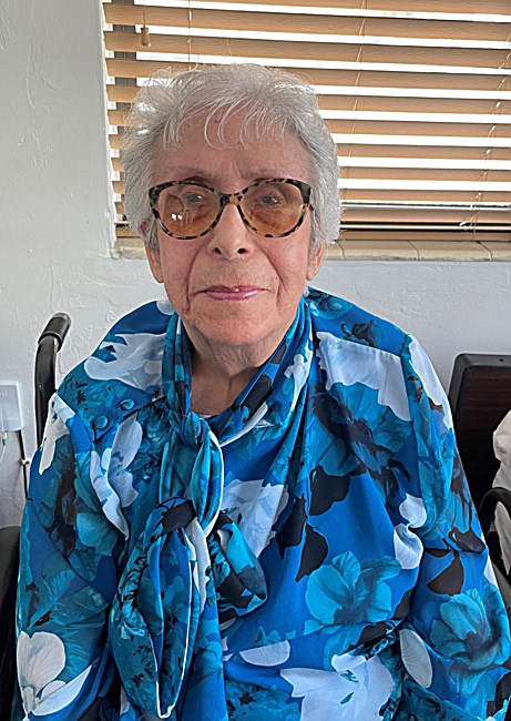 Obituario de Yolanda V. Moreira