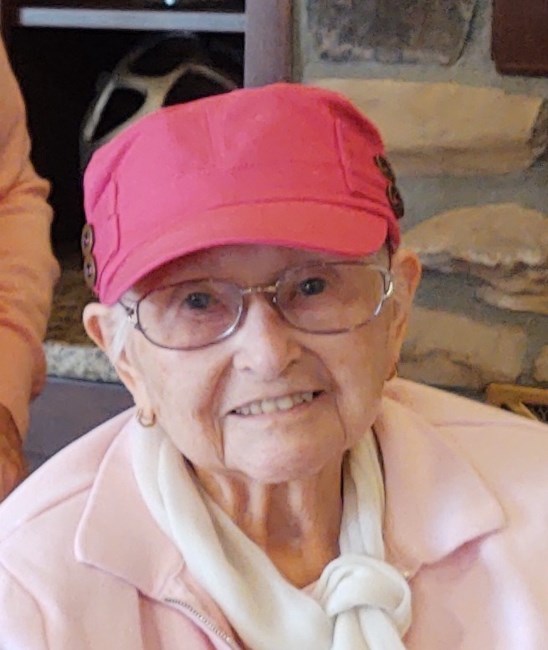 Obituary of Martha Elizabeth Simons