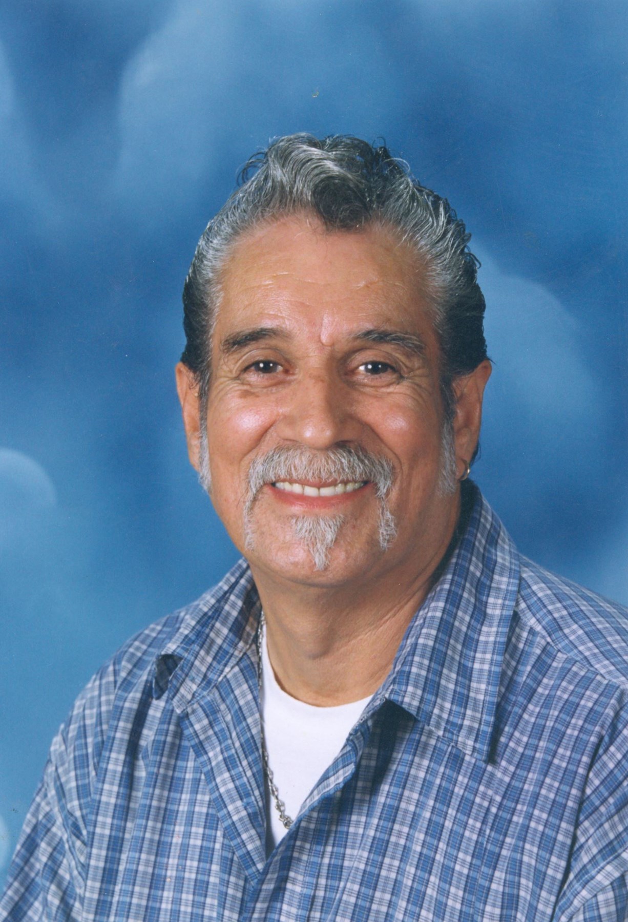 Obituary of Louie Ortiz