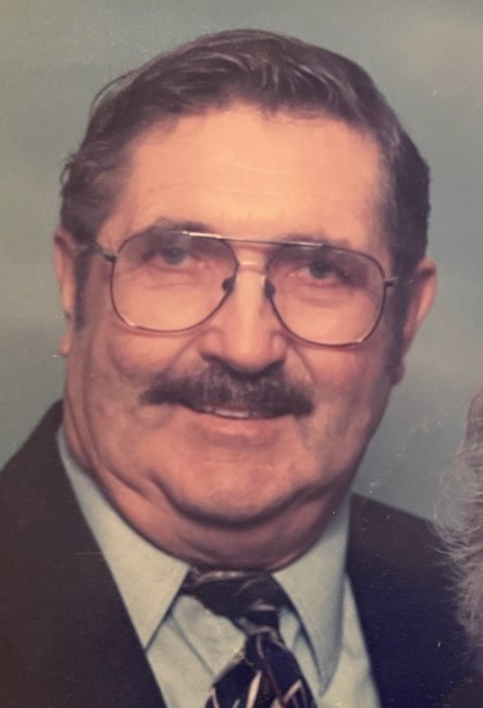 Obituary of Clarence W Hays