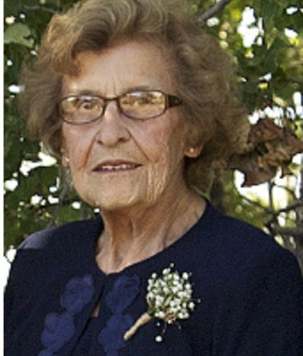 Obituary of Lillian Ena Linda Wallis