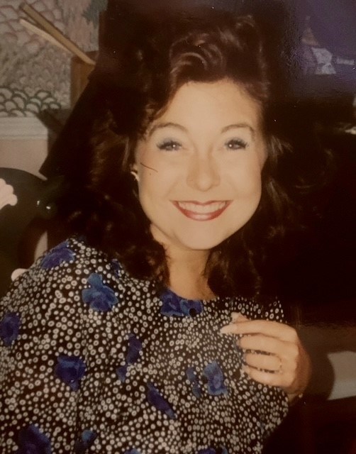 Obituary of Lisa Ann Hollis-Fina